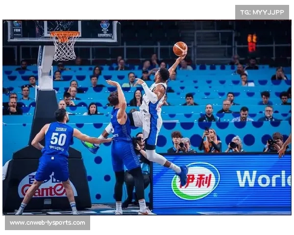 昆顿·杰克逊防守字母哥时手指受伤,球队未公布具体缺阵时间 昆顿·杰克逊防守字母哥时手指受伤,球队未公布具体缺阵时间